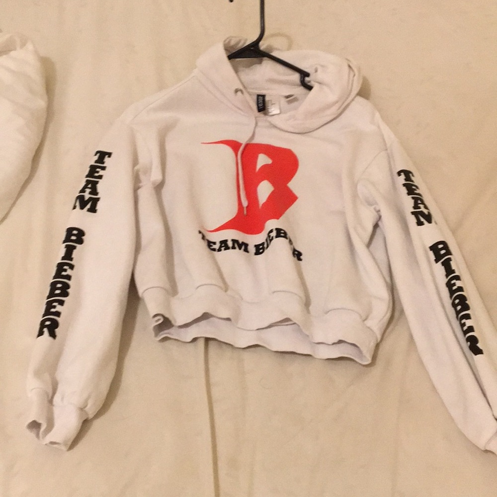 Cropped justin bieber hoodie